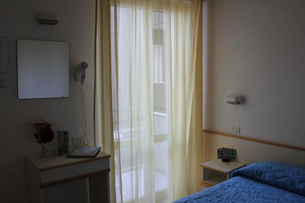 Hotel Rina Misano Adriatico 2*,